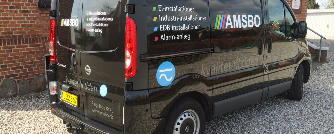 Bilreklame på håndværkerbil